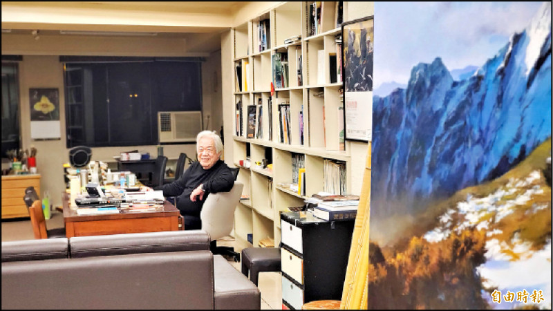 陳輝東60餘年創作生涯的一半歲月都在此畫室創造經典。（記者凌美雪攝）