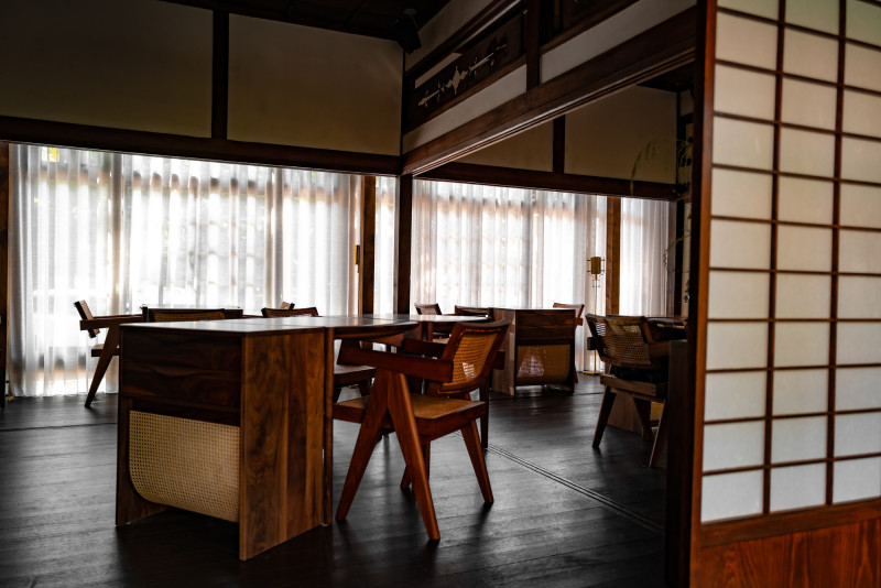 Mad by Le Kief室內空間，以細膩的家具選品，細膩展現深邃的時代感。（ Mad by Le Kief提供）