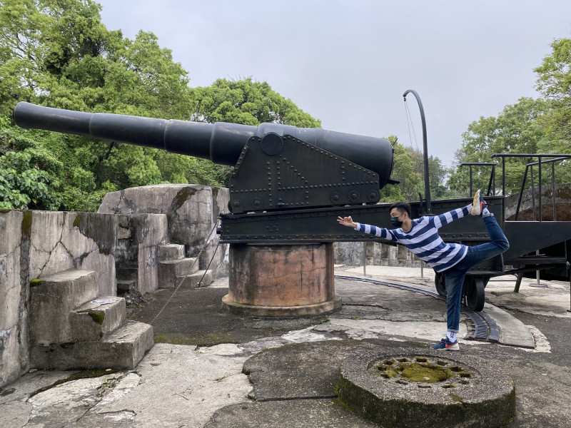淡水古蹟博物館推出「防疫古居包」，讓居家照護的民眾在家也能享受藝文、了解古蹟文化。（文化局提供）