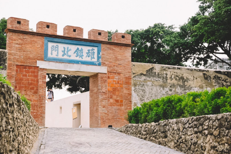 雄鎮北門南北兵房修復後首度開放。（記者王榮祥翻攝）