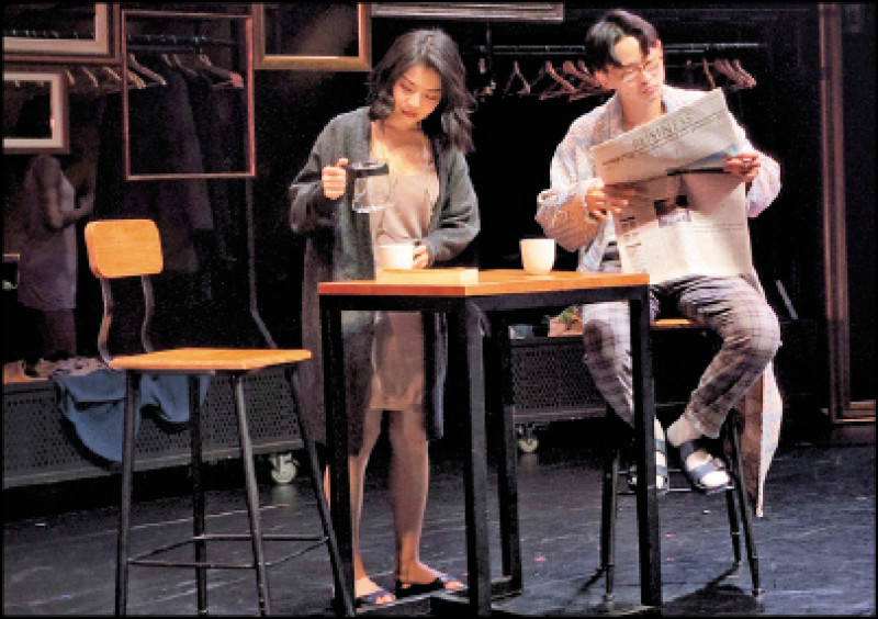 結婚30年的老夫老妻，有時愛情已淡到讓自己時常懷疑是否該分手。