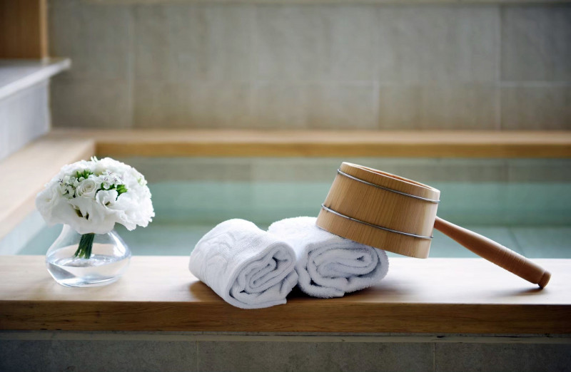 福隆福容今年也首度推出「風呂湯屋泡湯雙人券」，每張1,999元。（福容大飯店福隆提供）