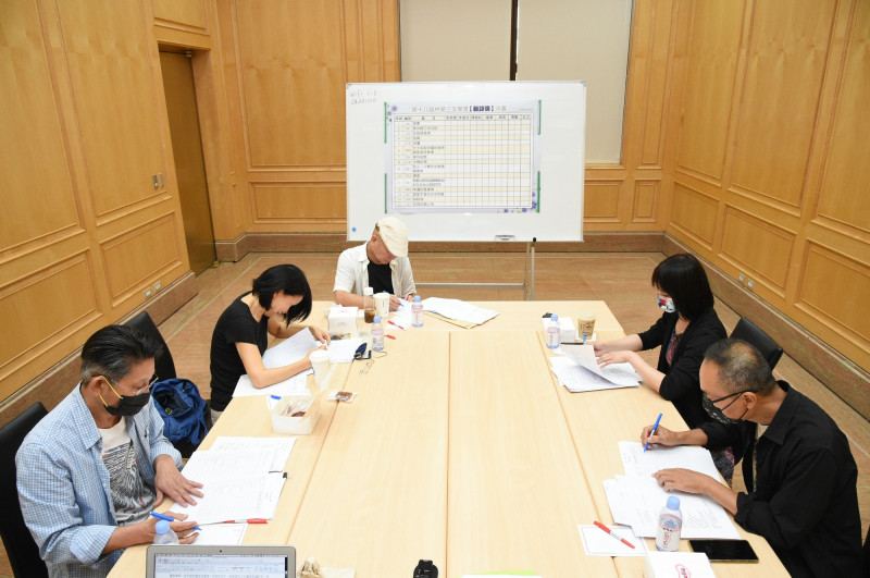 第十八屆林榮三文學獎．新詩獎決審會場。（記者陳逸寬攝）