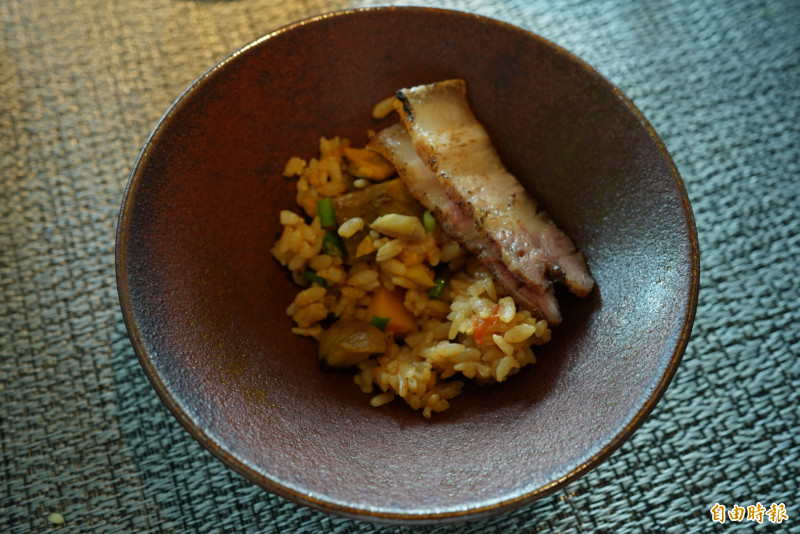 飛花落院招牌料理「旬味釜飯」。（記者凃盈如攝）