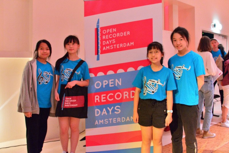 赴荷蘭參加「2023 ORDA阿姆斯特丹國際木笛節」比賽獲獎的台灣學生。（隨行家長提供）