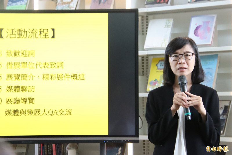 國立故宮博物院副院長余佩瑾說明展覽。（記者林宜樟攝）