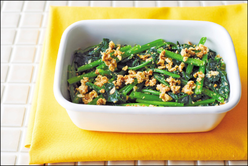 菠菜芝麻涼拌菜