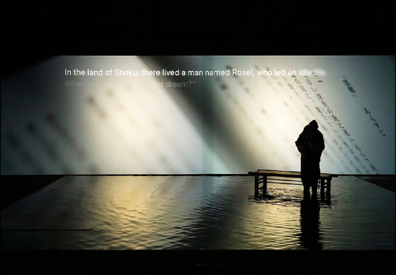 《TIME》舞台上鋪滿水，將呈現一個聲音、裝置和視覺藝術交叉的世界。（©Yoko Takatani，台中國家歌劇院提供）