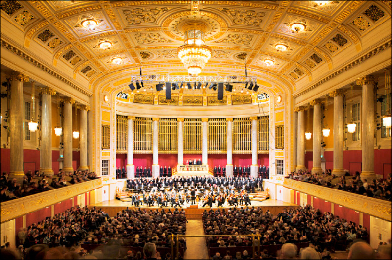 維也納交響樂團。