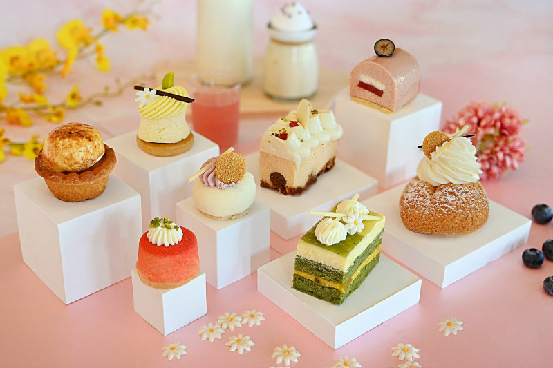 墾丁凱撒大飯店攜手來自北海道的頂級鮮乳品牌「四葉乳業」，即日起至6月30日於發現西餐廳推出「北海道甜點季」。（墾丁凱撒提供）