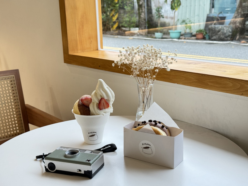 「Ji Ji Coffee吉吉咖啡」日式舒芙蕾好拍又好吃。（福容大飯店花蓮店提供）
