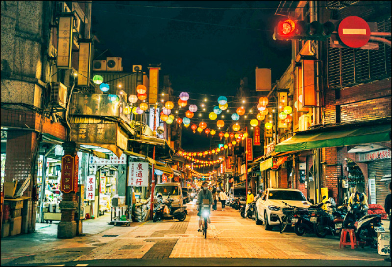 大稻埕迪化街。（台北迪化商圈發展促進會提供）