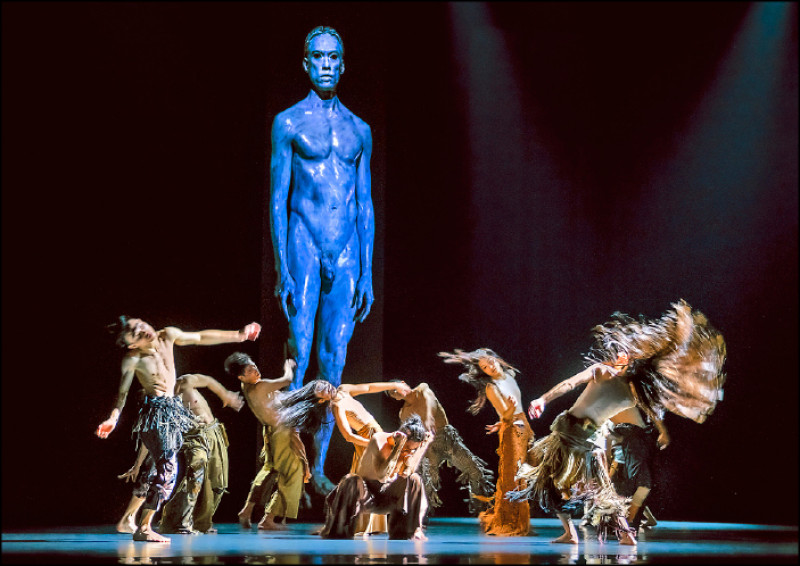 雲門舞集《毛月亮》劇照。