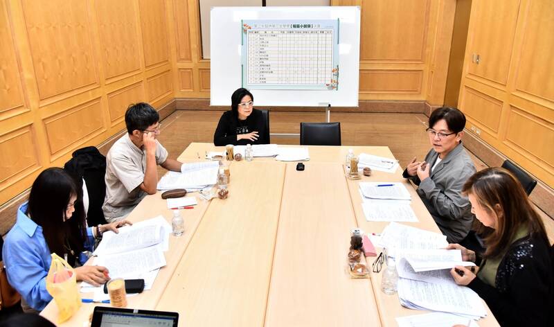 第二十屆林榮三文學獎．短篇小說獎決審現場。（記者陳奕全攝）