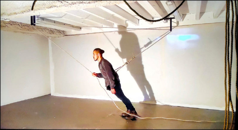 鍾興賦2024年作品〈有一天是一天〉。