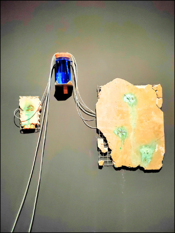 克萊蒙．菲利普2024年作品〈混凝土賽利昂〉。