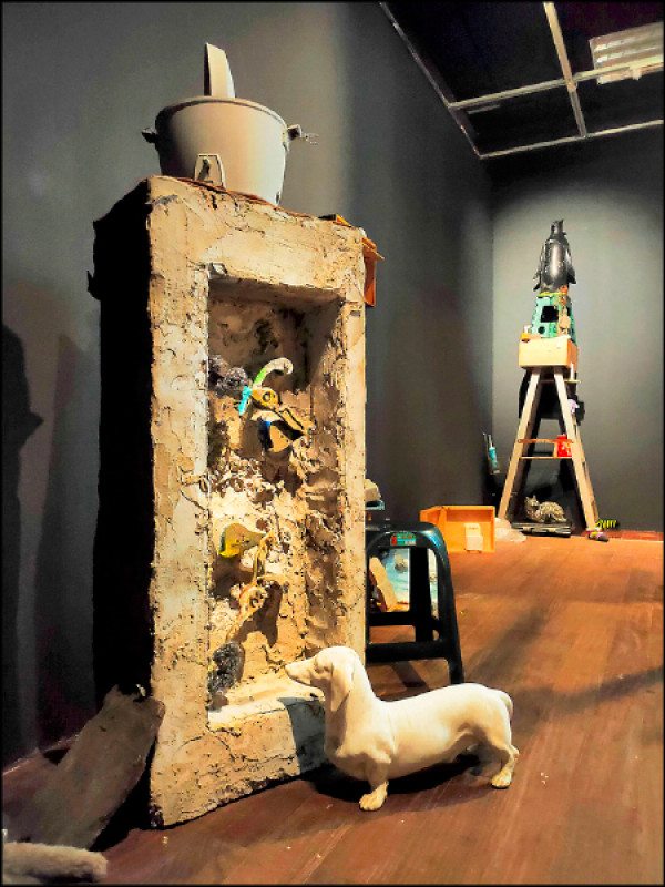 林育正2024年作品〈箱構3.0：巴斯卡箱／演算之所I〉。