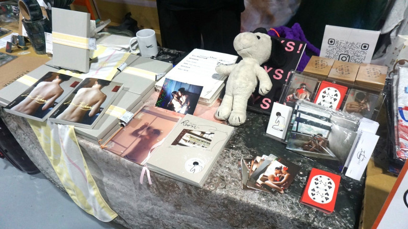 林家夯在2024草率季擺設攤位。（記者董柏廷攝）