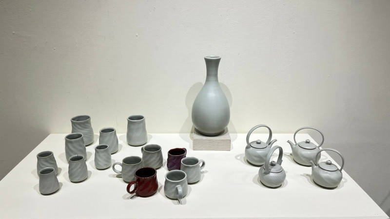 「陶埴雅趣」蔡坤錦、李芊慧、邱聖蘭、黃立綺陶藝聯展在新營文化中心登場。（新營文化中心提供）