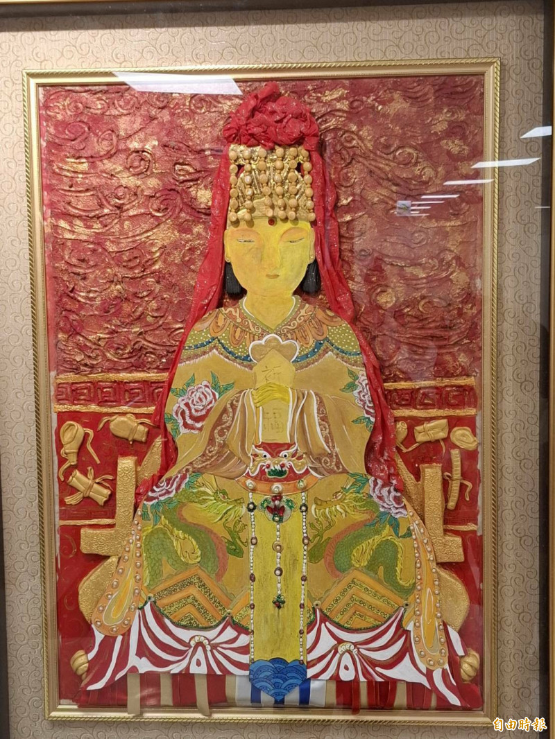 亞斯伯格症畫家林家弘〈媽祖娘娘〉畫作，令人驚豔，有畫廊開價希望典藏，但林家弘不為所動。（記者蘇福男攝）