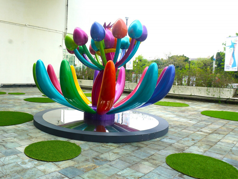 賴純純〈希望之花〉將代表台灣參加日本2025大阪世界博覽會。（記者董柏廷攝）