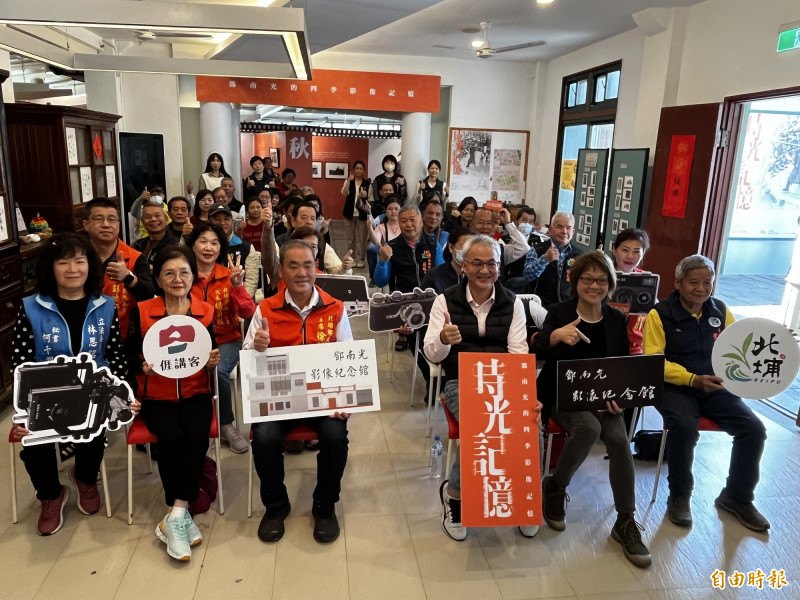 「時光記憶—鄧南光的四季影像記憶」開展，展期至6月23日，邀請社會大眾走進這場光影交錯的時光展覽。（記者廖雪茹攝）