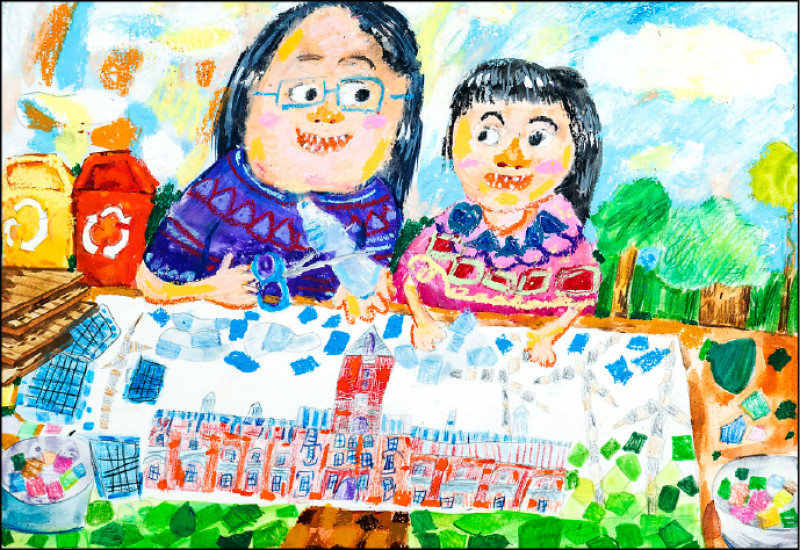 低年級組優選：湯和 作品名稱：我和媽媽的環保手作時光