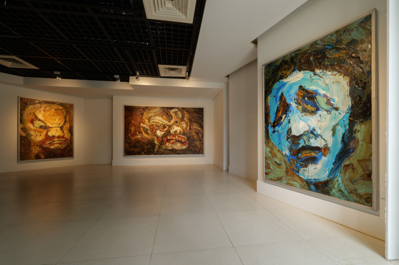 白色恐怖受難者陳武鎮的〈虛擬巨惡〉與〈判決書〉系列作品。（人權館提供）