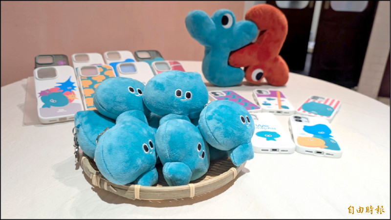 文化部攜手文化總會為「We TAIWAN 台灣文化in大阪．關西世博」活動設計的主視覺吉祥物「a-We」。（記者林翠儀攝）