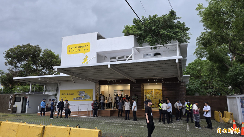 中央預計在新北市板橋區板橋車站旁建設國家兒童未來館，預計2030年完工，為使兒童能夠參與設計，率先在選址建置「願景館」，今（24）日起開館。（記者黃子暘攝）