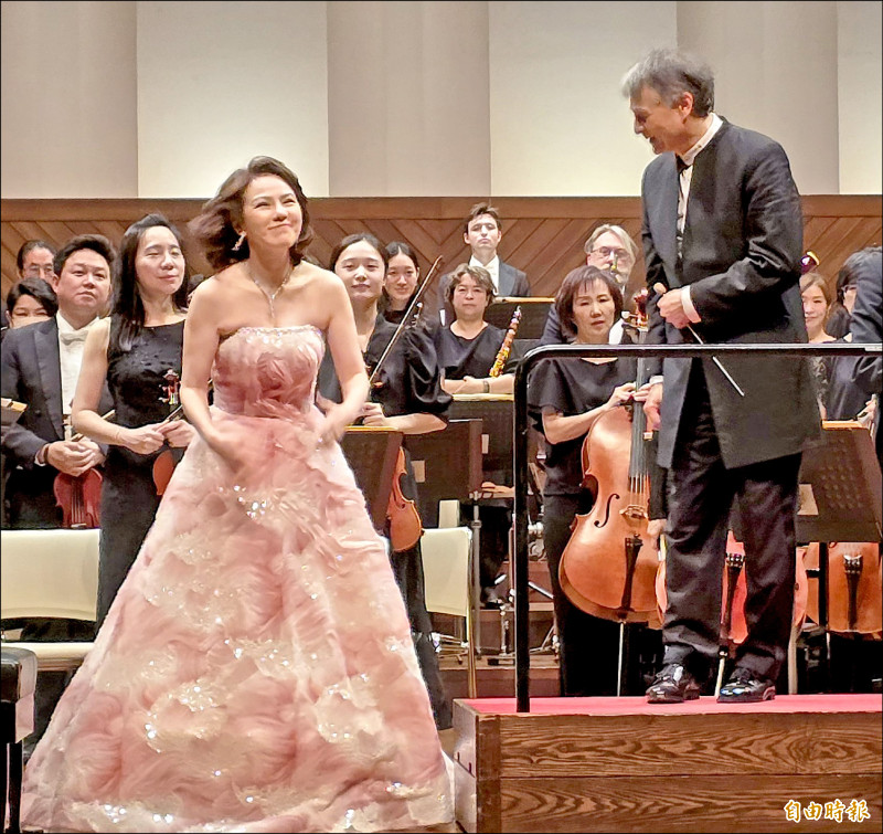 日本知名女高音森麻季與NSO的演出散發迷人丰采。（記者凌美雪攝）