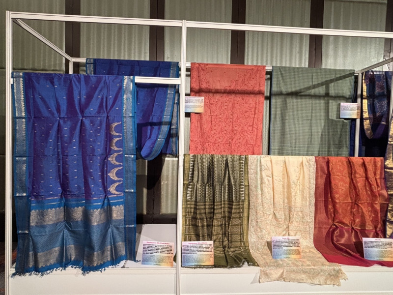 除了茶品以外，現場也介紹不同的印度手織工藝品。（ITA提供