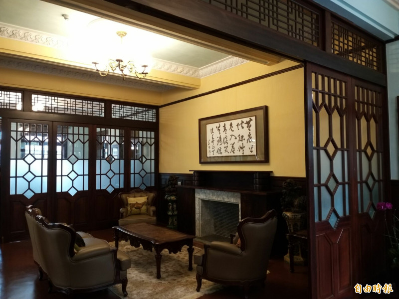 日治時期的北埔客籍匠師鍾娘德司阜，是新竹地區著名的大木匠師，縣定古蹟姜阿新洋樓的大木結構就是出自鍾娘德之手。（記者廖雪茹攝）