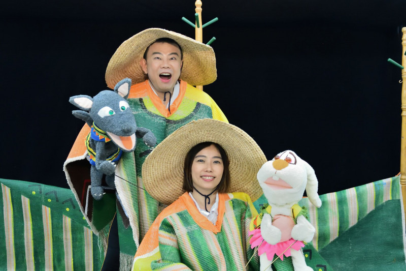 7月13日由「偶偶偶劇團」帶來改編自墨西哥民間故事的《野狼、兔子、Amigo》。（鶯歌陶博館提供）