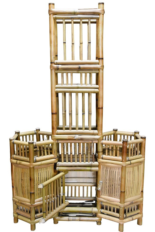 民間廟會遶境用的鑼鼓架，有不少是出自王壬煇之手。（台南市政府提供）