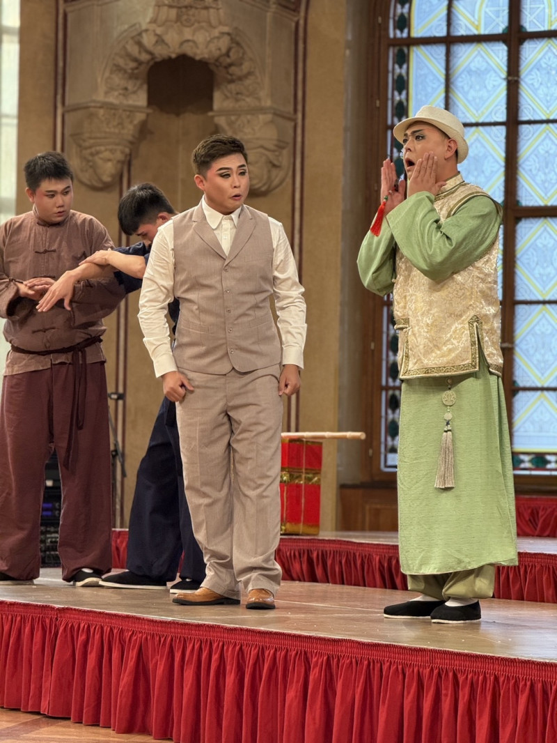 發揚客家戲曲文化，榮興客家採茶劇團赴歐演出。（劇團提供）