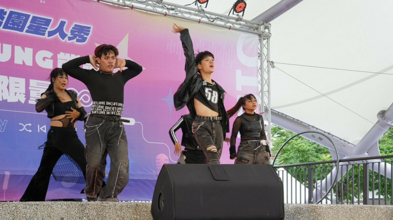 「2025桃園星人秀」舞蹈組嗨翻全場。（桃園市青年局提供）