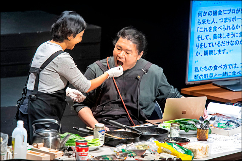 《旅行的舌頭》劇照。