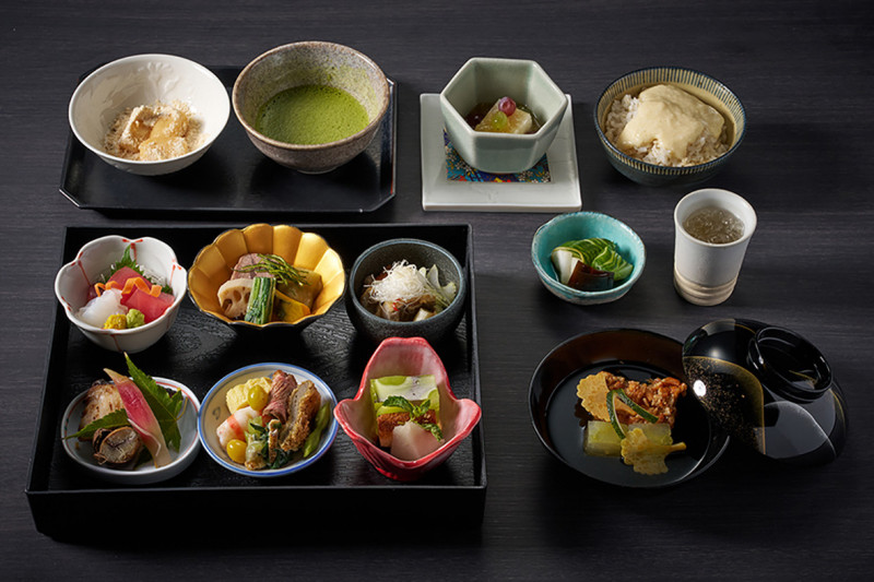 「食之都美食大使 匠心旬味」秋季套餐，圖為午間套餐菜色。（台北美福大飯店提供）