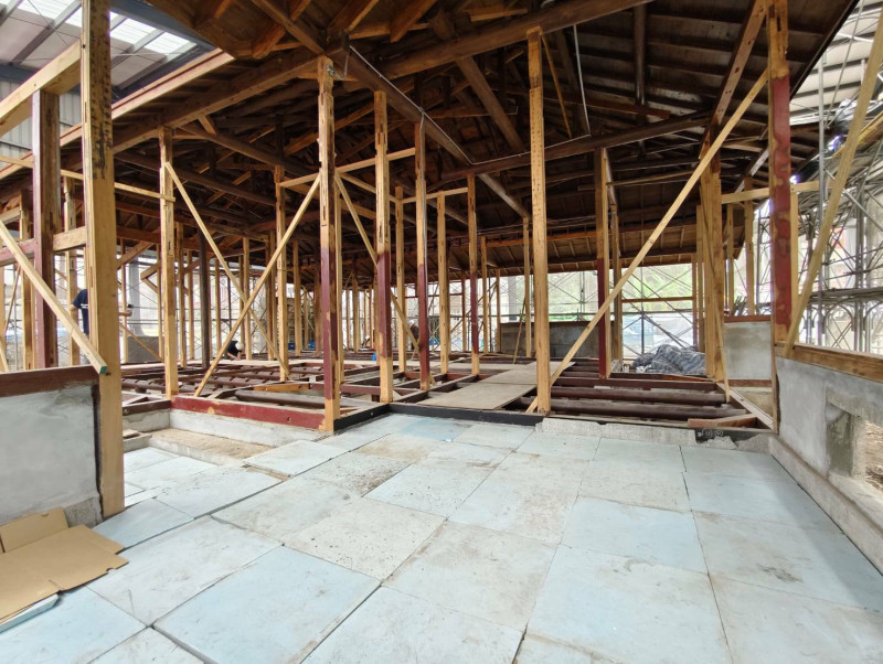 雲林縣歷史建築「原西螺街長宿舍」修復進度75％，預計年底完工。（雲林縣政府提供）