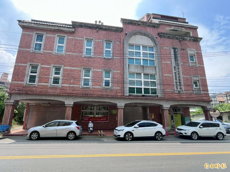 新竹縣寶山鄉的老人文康活動中心從今年11月過後，為期1年將成為寶山鄉的臨時圖書館。（記者黃美珠攝）