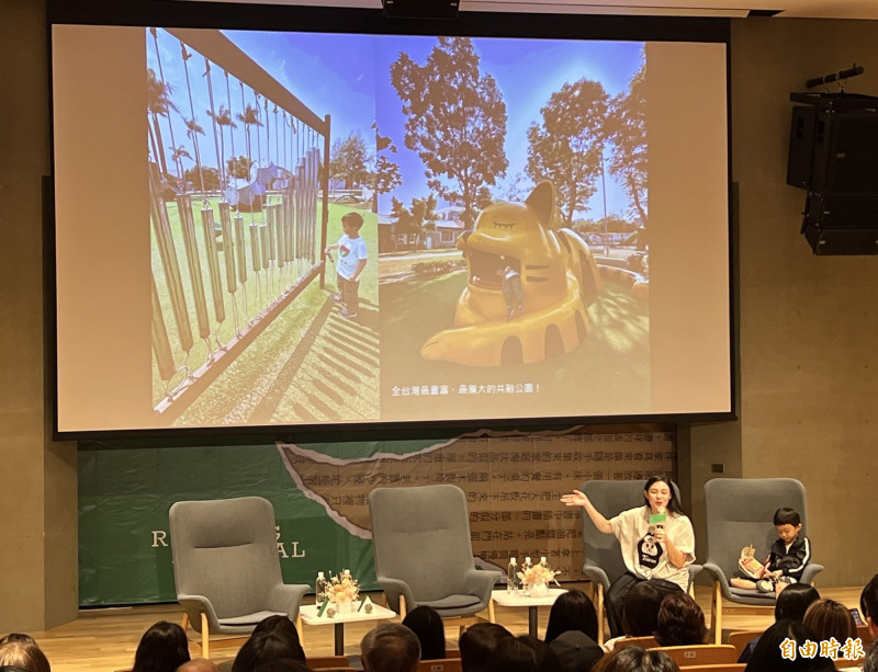 歐陽靖分享帶著新醬暢玩屏東縣共融公園的美好經驗。（記者羅欣貞攝）