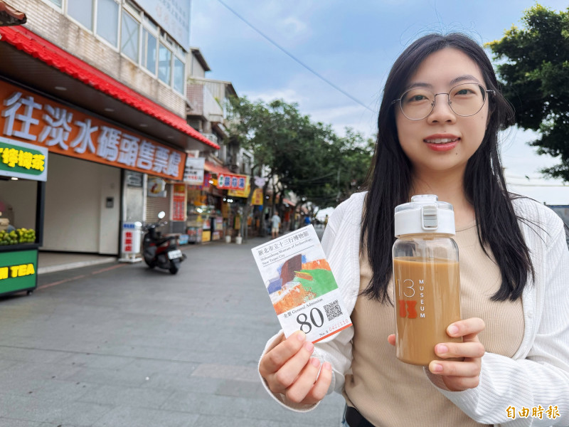 「八里巴巴環保活動」結合商圈永續購物推廣，消費滿額並參與相關環保活動即可參加抽獎。（記者羅國嘉攝）