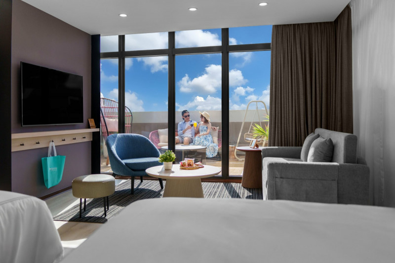 澎湖縣府補助500元，福容徠旅再加碼500元，秋冬入住現省千元。（福容大飯店提供）