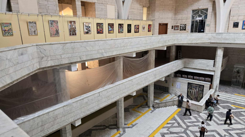 哈薩克中央國家博物館2樓台灣藝術家展區被撤後，成為圍起來的工地。（姚瑞中提供）