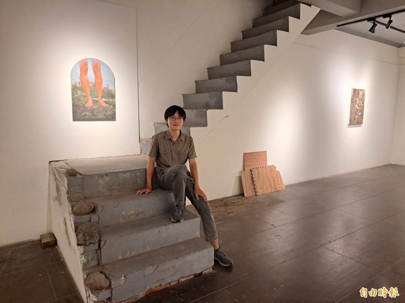 新銳藝術家張大仁「荒地」展，11件作品金變堂藝術空間登場。（記者洪美秀攝）