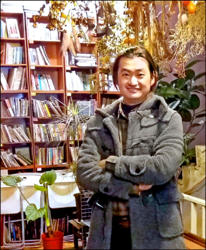 書店主人程恩澤。