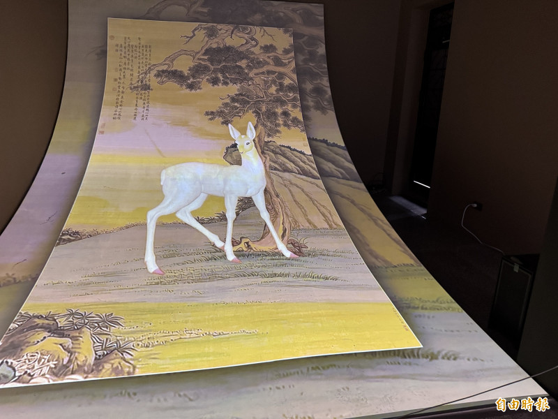 「仁海宮建宮200週年暨故宮100年院慶─皕載風華郎世寧新媒體展」將展至明年5月31日。（記者李容萍攝）