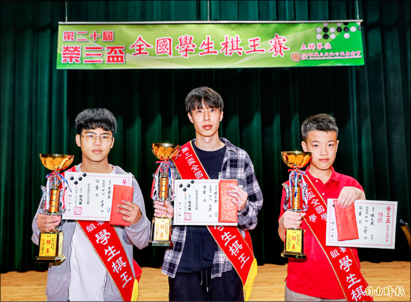 角偉三郎作　李朝盃 腾讯音乐人「2026 新势力计划」现已全面启动🎉🎉🎉 很荣幸【李伟菘音乐