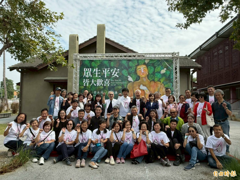 和通蔣勳書房《眾生平安－皆大歡喜》展今日盛大開幕。（記者王姝琇攝）